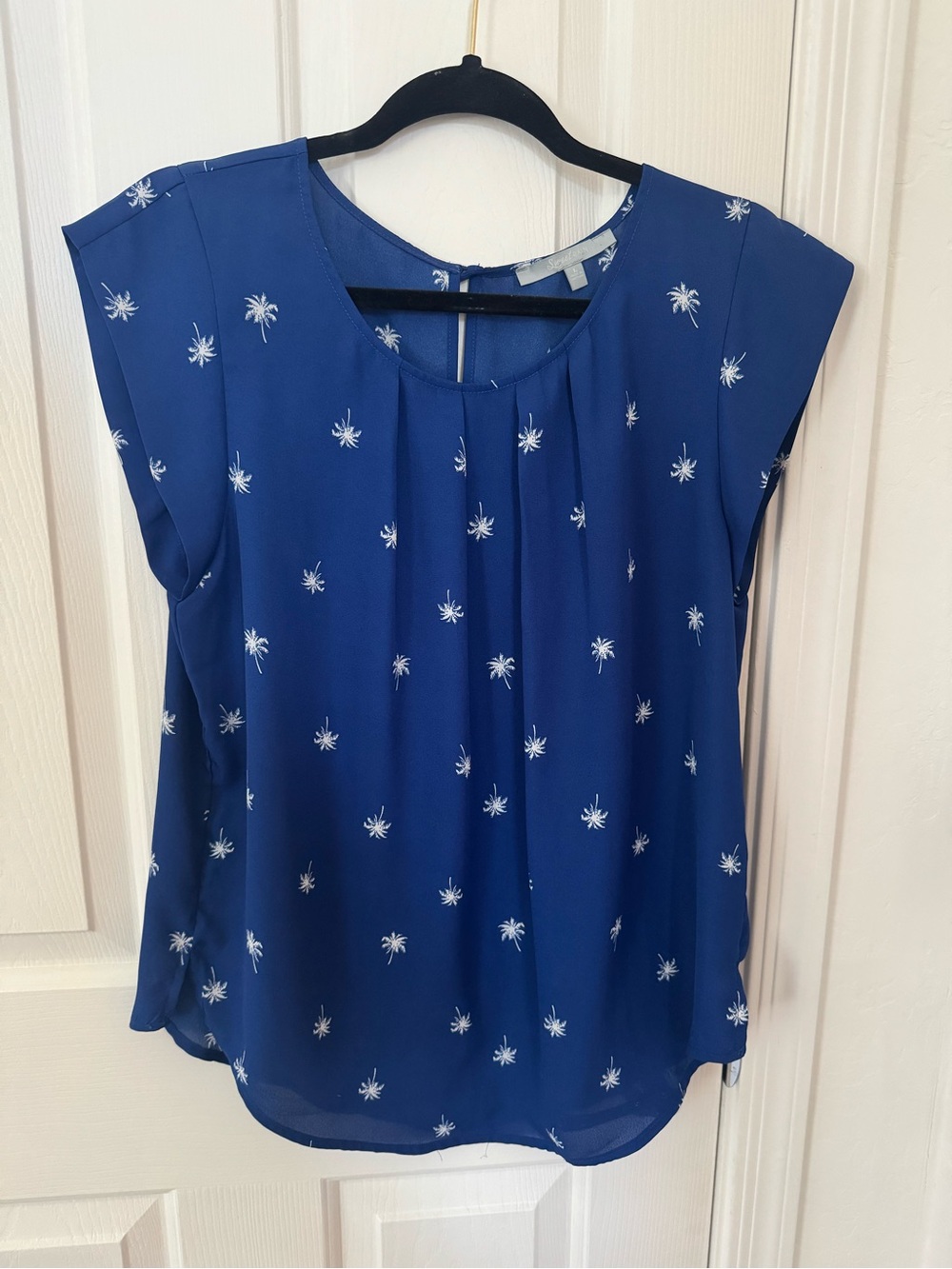 Sweet Rain Navy Blue Palm Motif Cap Sleeve Blouse